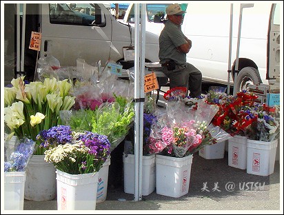 farmersMarket_flowers.jpg