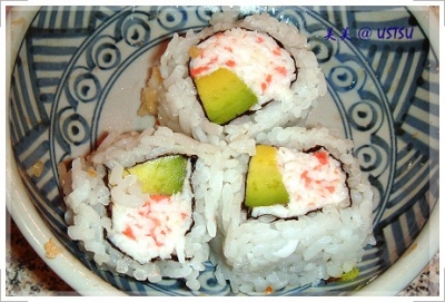 sushiTomo_caRoll.JPG
